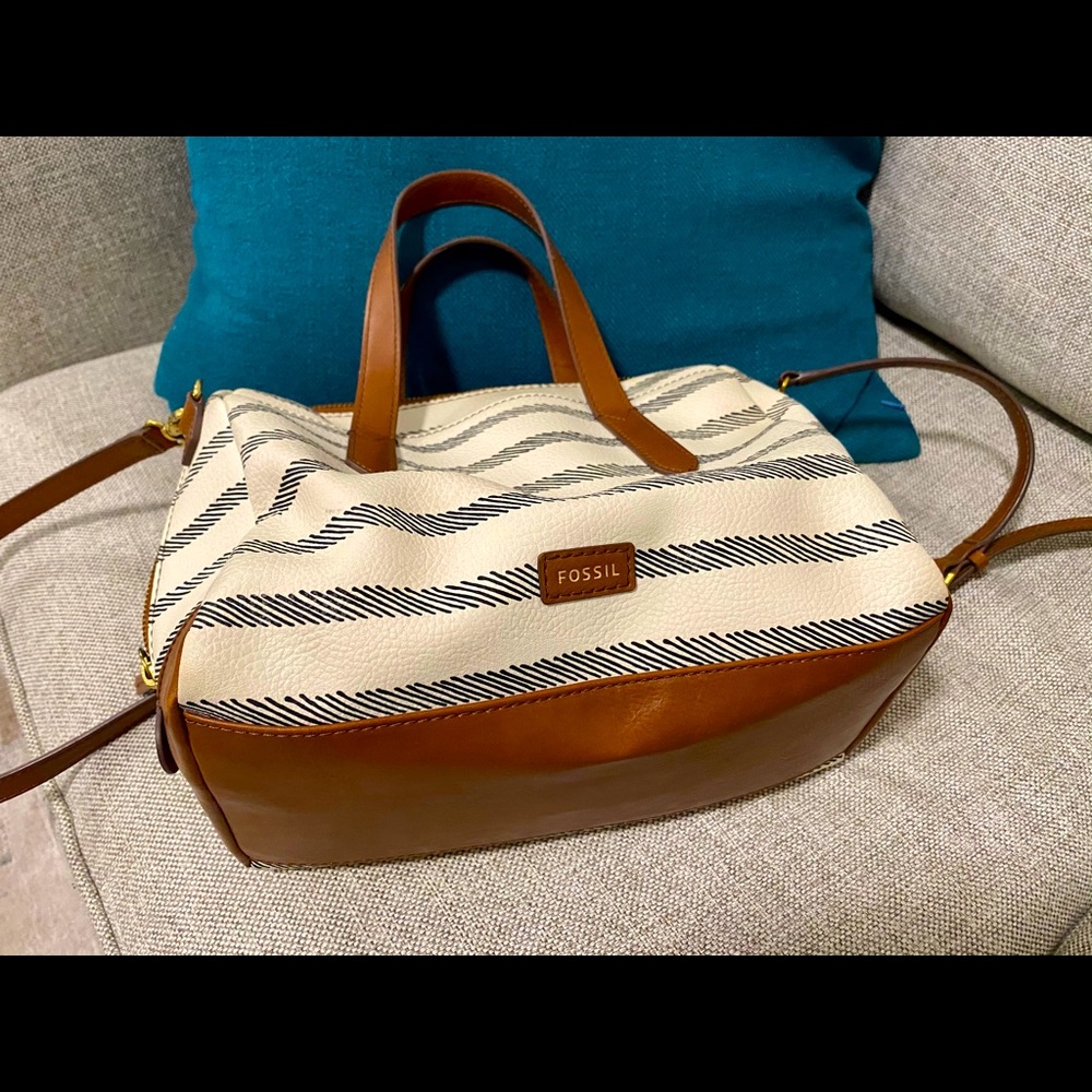 Fossil pattern satchel